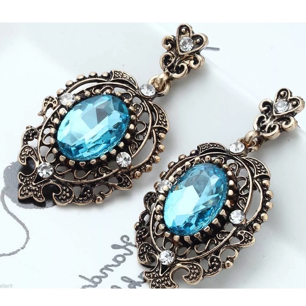 🔴 BRIDGERTON Aquamarine Vintage Crystal Earrings